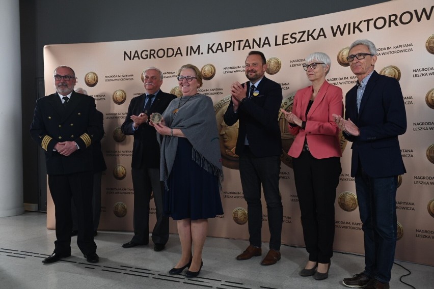 Wybitni ludzie morza uhonorowani w Gdyni. Wręczono nagrody imienia kapitana Leszka Wiktorowicza