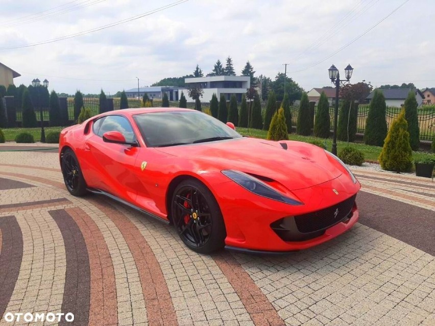 Ferrari 812 Superfast - 1 590 000 PLN

Rok produkcji -...