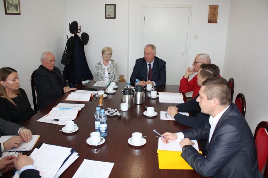 Powiat sławieński: Będzie spotkanie z dyrektorami szkół w sprawie koronawirusa