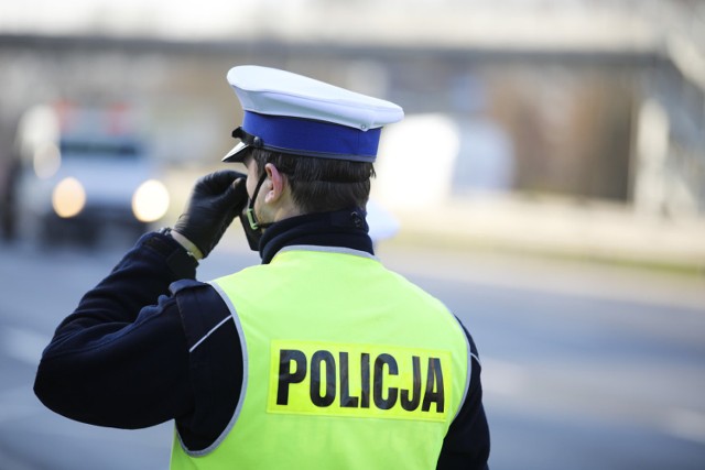 Policjanci, którzy przybyli na miejsce, u zatrzymanego mężczyzny stwierdzili ponad 3 promile alkoholu w organizmie