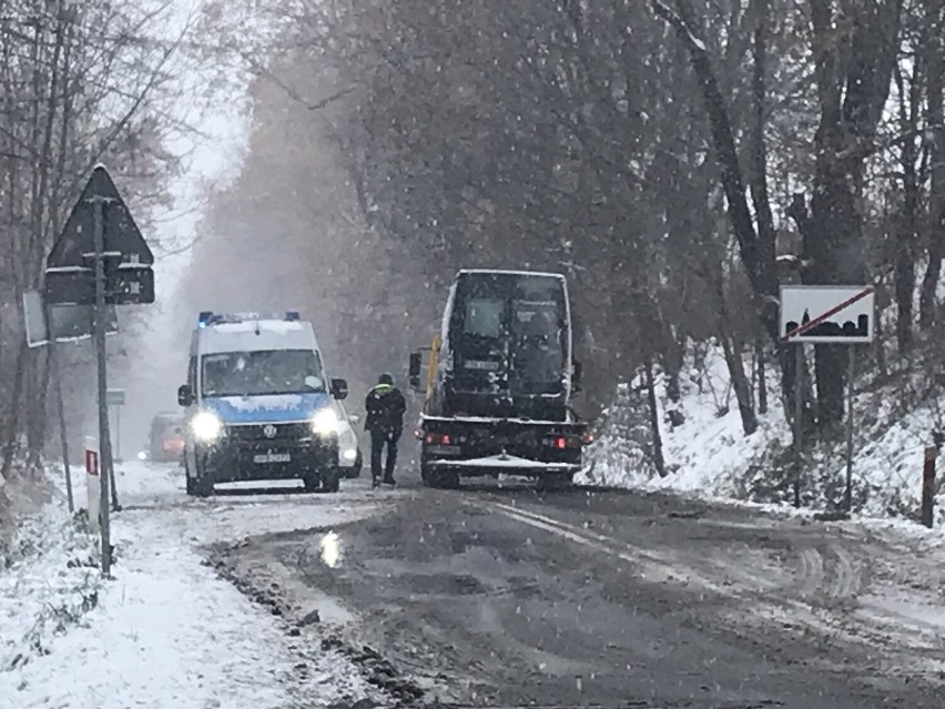 Bus z Boleścina na lawecie...