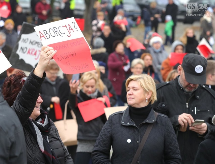 Czarny Protest w Szczecinie: "Mamy dość!" [zdjęcia, wideo]