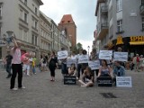 Dzień Milczenia w sobotę w Toruniu. Przeciw mowie nienawiści i homofobii
