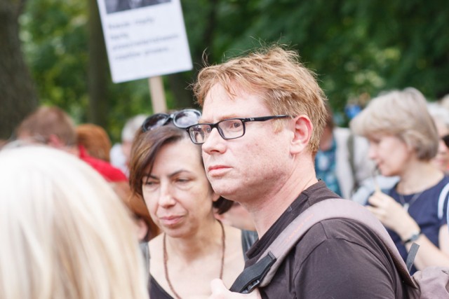 Czarny Protest KOD pod Sejmem. Bronią Trybunału Konstytucyjnego [ZDJĘCIA]