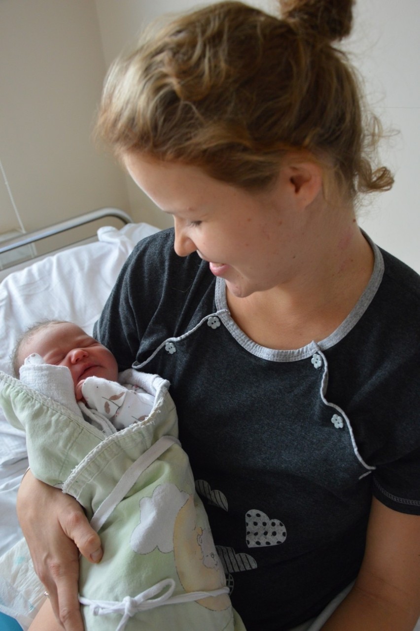 Bełchatów. Eliza to pierwsze dziecko urodzone w tym roku w Bełchatowie. Jest już też Kubuś i Rozalia, a rok zakończył Samuel