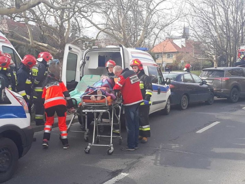 Wypadek karetki we Wrocławiu