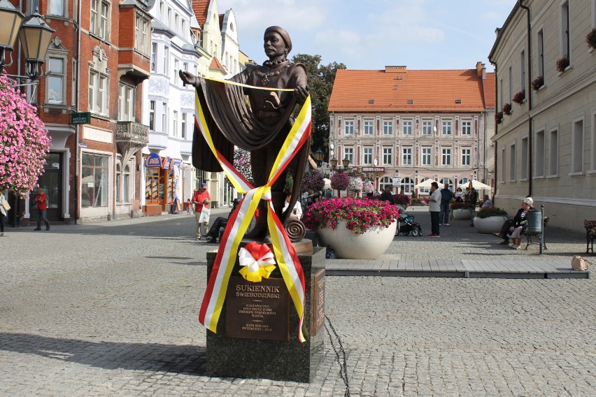 Sprawy urzędowe w Świebodzinie można załatwić telefonicznie...