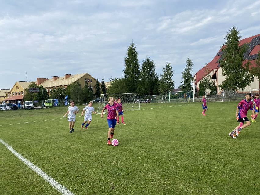 Ceramik Łubiana wygrywa mistrzostwa Kaszub w piłce nożnej dziewcząt