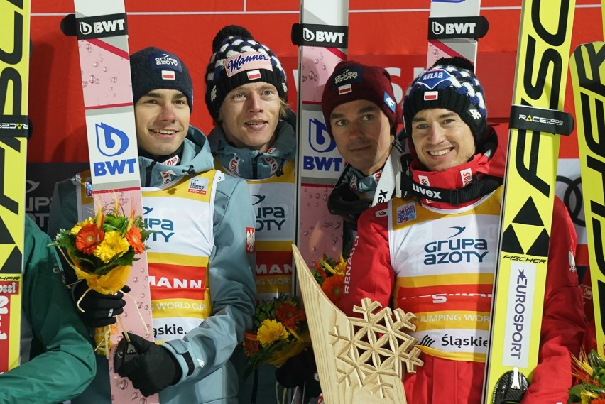 Skoki narciarskie Wisła 2018 NA ŻYWO LIVE. Kamil Stoch tuż za podium w konkursie Pucharu Świata w Wiśle, trzech Polaków w "10" WYNIKI 