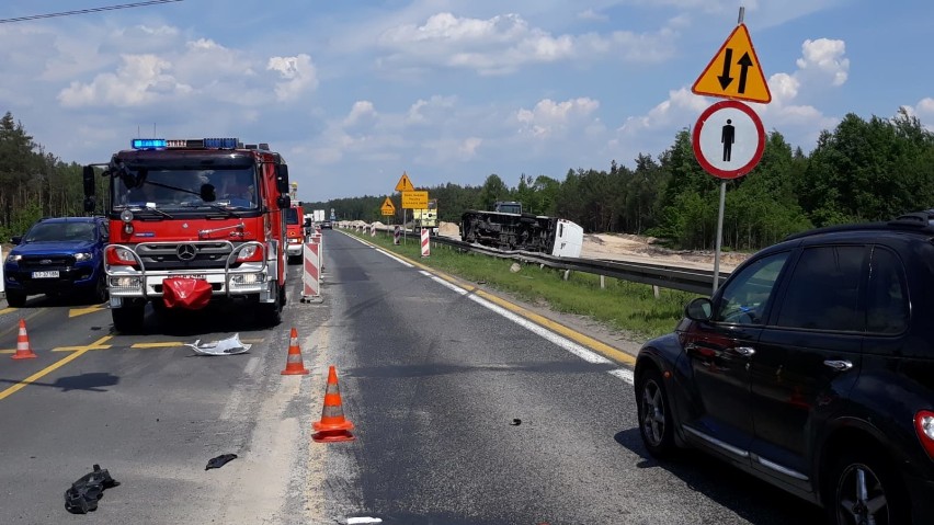 Wypadek na DK 1 w okolicach Radomska. 4 osoby ranne