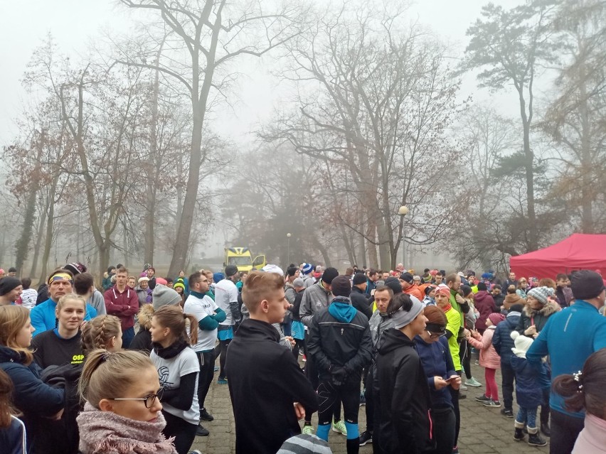 #goMarcel: Tłumy biegaczy amatorów w Parku Miejskim w Krotoszynie [ZDJĘCIA I]