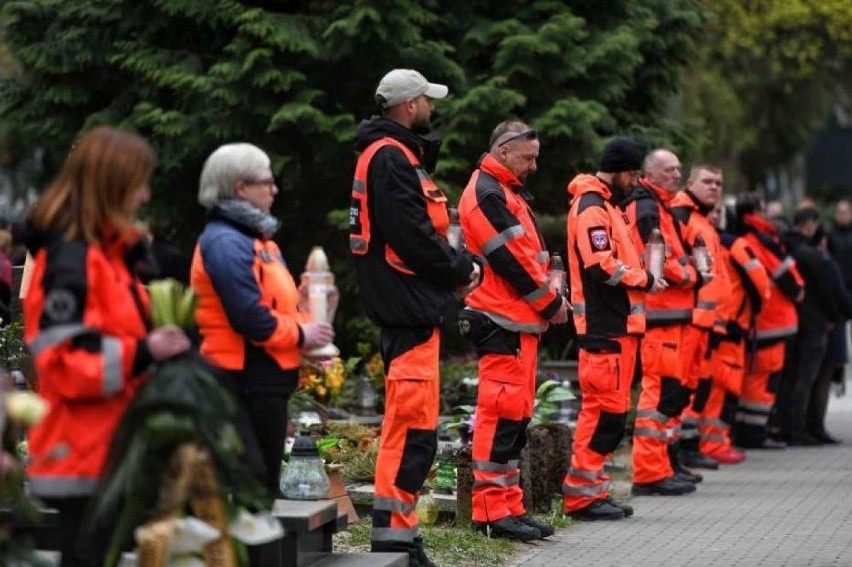 Pogrzeb lekarza, który zginął na przejeździe w Puszczykowie [FOTO]