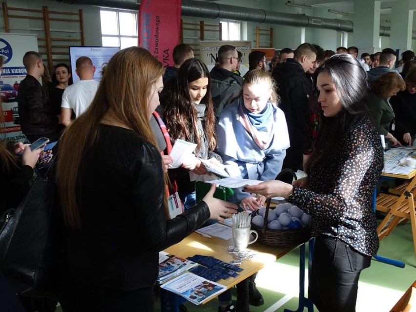 Malbork. Pierwsza część X Targów Edukacyjnych już się odbyła [ZDJĘCIA]. Ciąg dalszy 20 marca