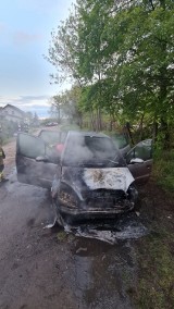 Obrzycko. Samochód osobowy stanął w płomieniach!