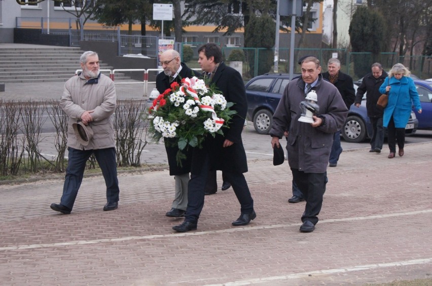 Radomsko: Kwiaty w rocznicę śmierci Warszyca