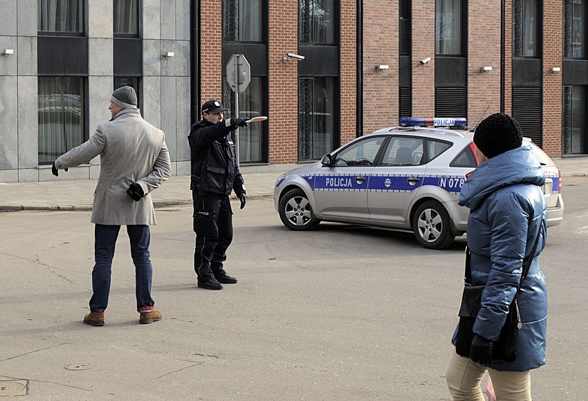 Gdańsk: Bomba w hotelu Hilton? Ewakuowano gości. Trwa przeszukiwanie hotelu