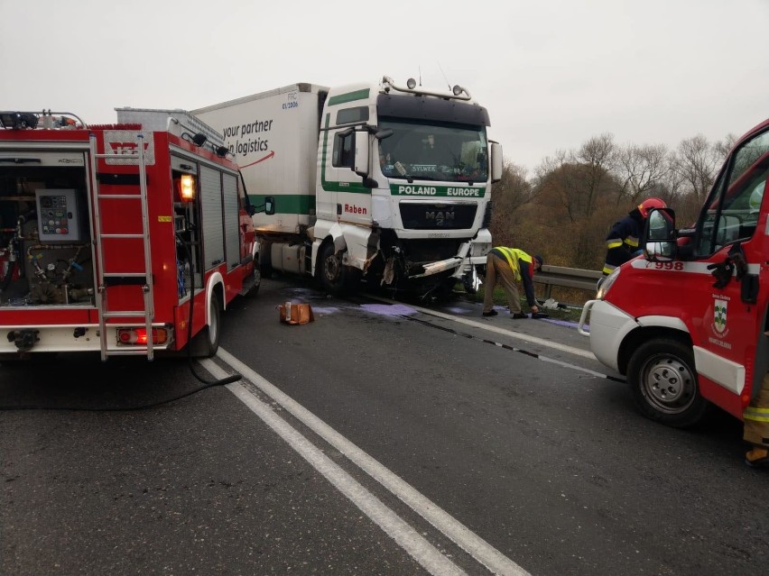 Droga DK 91 zablokowana - wypadek w Chełmnie przed mostem na...