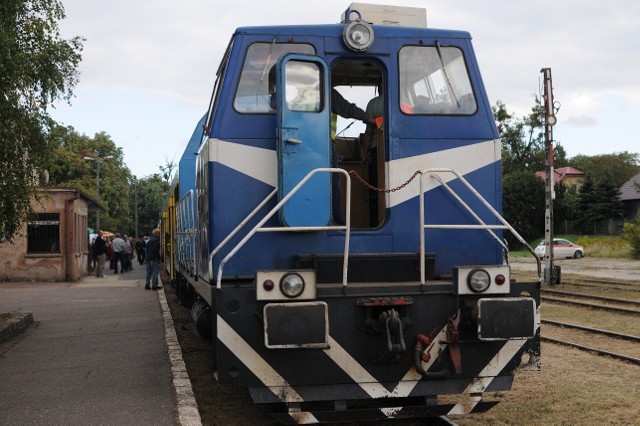 Wypadek na torach kolejowych w Psarskim 5 lipca. Nie żyje 79 letnia kobieta.