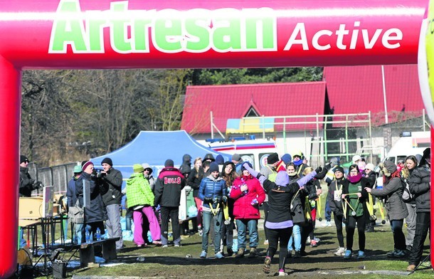 Półmaraton Ślężański, jedna z największych imprez biegowych w Polsce, budzi nie tylko sportowe emocje biegaczy