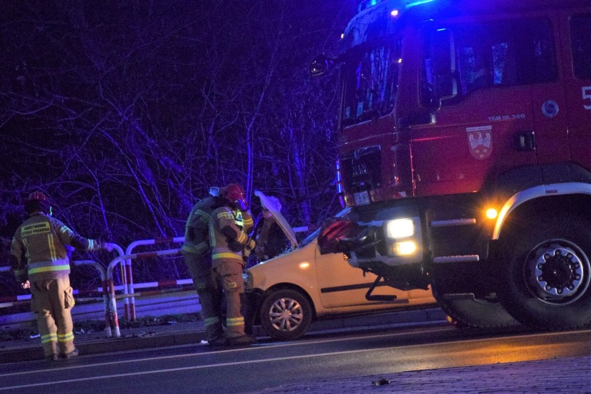 Wypadek w Obornikach. Zderzenie dwóch samochodów osobowych [ZDJĘCIA]