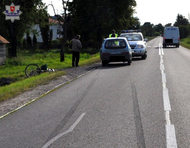 Rowerzystka spadła z roweru i z obrażeniami została przetransportowana do szpitala