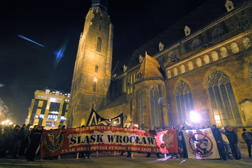 W Dniu Pamięci Żołnierzy Wyklętych narodowcy przemaszerowali we Wrocławiu