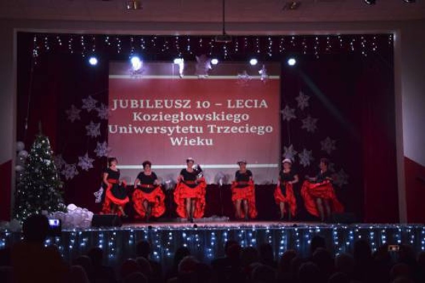 10-lecie Uniwersytetu Trzeciego Wieku w Koziegłowach. Uroczysta gala