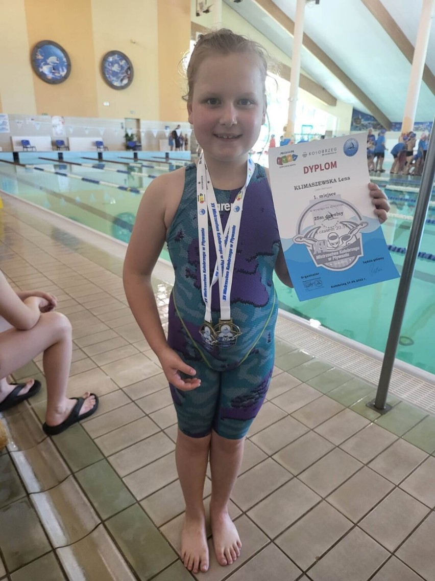 8-letnia kaliszanka odniosła wielki sukces na Mistrzostwach Kołobrzegu w Pływaniu. ZDJĘCIA