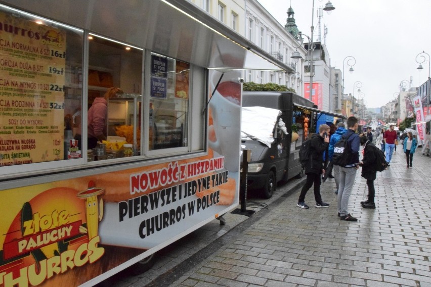 W Kielcach trwa European Street Food Awards 2021. Polska edycja największego w Europie street food festiwalu (WIDEO, zdjęcia)