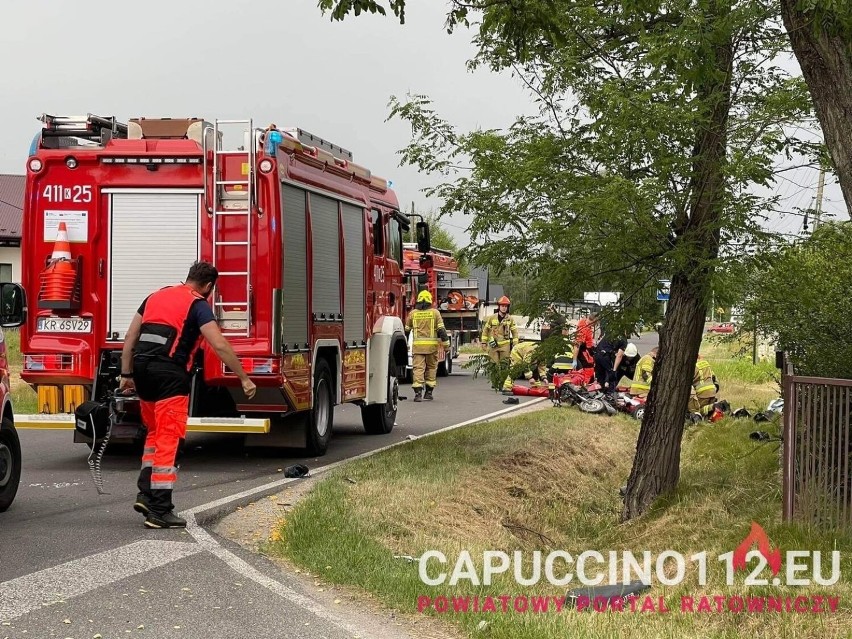 Śmiertelny wypadek w Borzęcinie, nie żyje 38-letni kierowca...