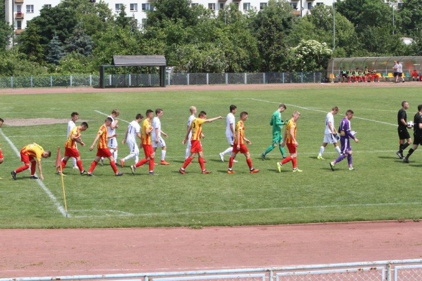 Trudna sytuacja juniorów Korony przed rewanżem. Przegrali w Kielcach z Lechem Poznań 1:2 [DUŻO ZDJĘĆ, WIDEO]