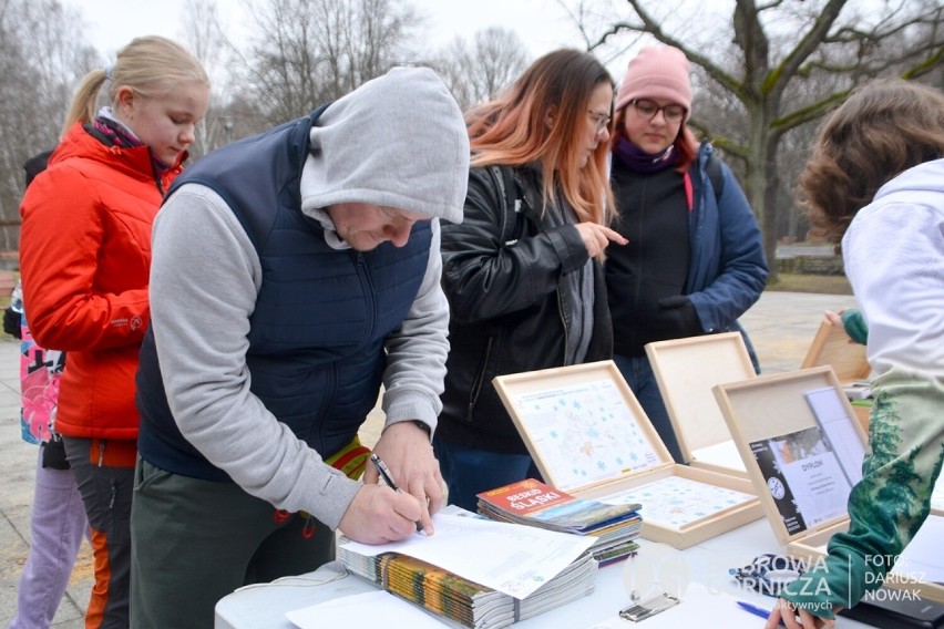 Zimowy orienteering odbył się w Parku Zielona w styczniu, w...