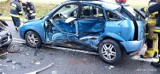 Groźny wypadek na drodze krajowej 22 w Chrząstowie. Ranną kobietę zabrał śmigłowiec 