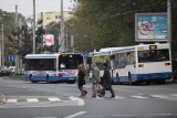 Komunikacja miejska w Gdyni. Sprzedaż karnetów irytuje pasażerów, kierowców autobusów i trolejbusów