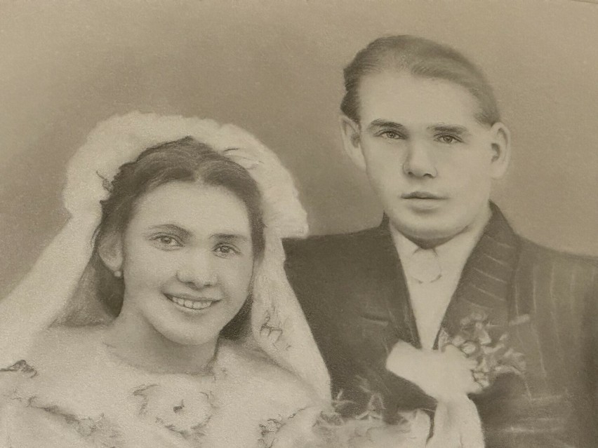 Ślub cywilny wzięli w październiku 1953 r. Kilka tygodni...