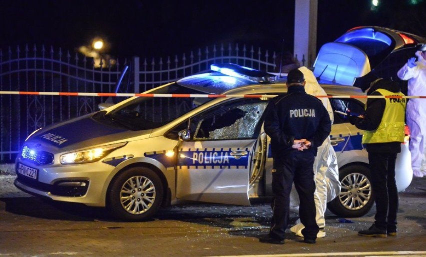 Gdynia: Flesz z przeszłości. 29.01.2016. Funkcjonariusz postrzelony w głowę. Policjantka trafiła pod opiekę psychologa. Co się stało?