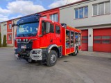 Nowy wóz strażacki dla Komendy Powiatowej PSP w Radomsku. Zobacz zdjęcia 