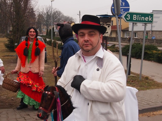 "Bery" to zwyczaj w Wiosce, który jest tak stary, że nie wiadomo kiedy się narodził. Zobacz fotorelację z tegorocznej zabawy.