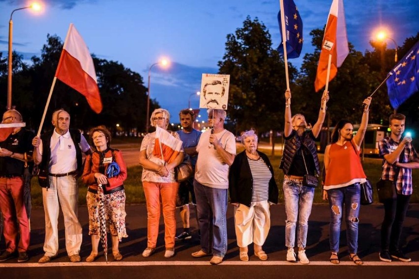 Demonstracja KOD w Poznaniu w rocznicę Porozumień...