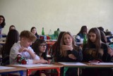 Liceum Plastyczne w Kaliszu. Uczniowie szkół podstawowych i gimnazjów walczą o Bilet do Plastyka. FOTO