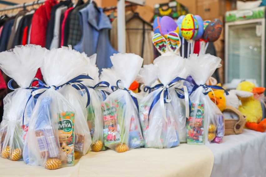 Kraśnickie wolontariuszki przekazały świąteczne paczki dla dzieci z Ukrainy