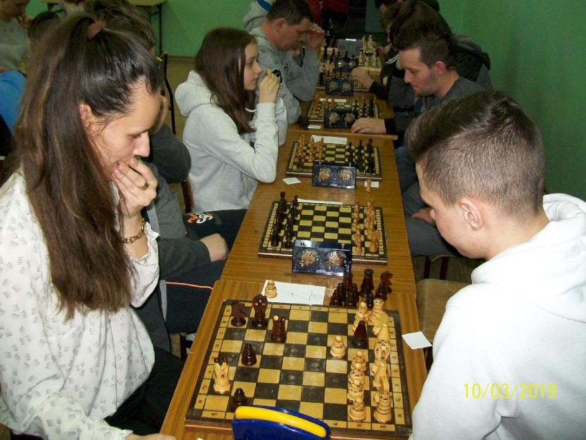 Gminny Turniej Szachowy „O Złota Wieżę" w Budzyniu 