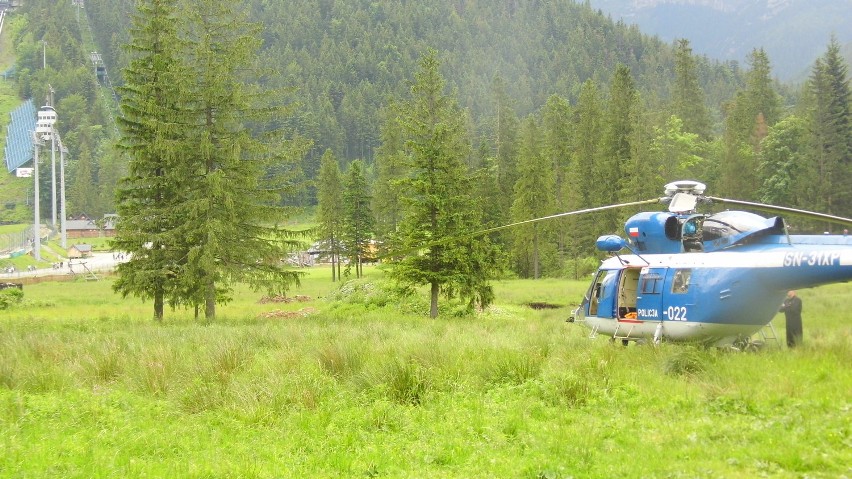 Zakopane: Awaryjne lądowanie policyjnego śmigłowca! Maszyna miała ratować turystów w górach