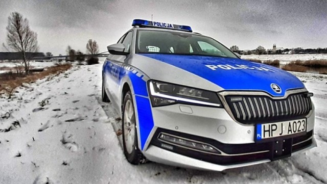 Skoda superb dla policji w Opolu.