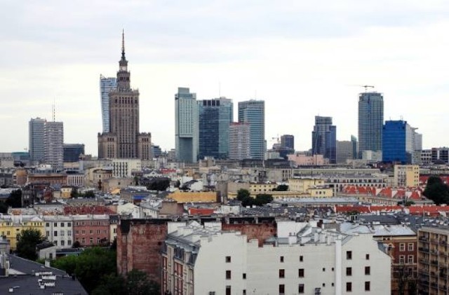 Ranking miast Polityki. W Warszawie wciąż żyje się najlepiej