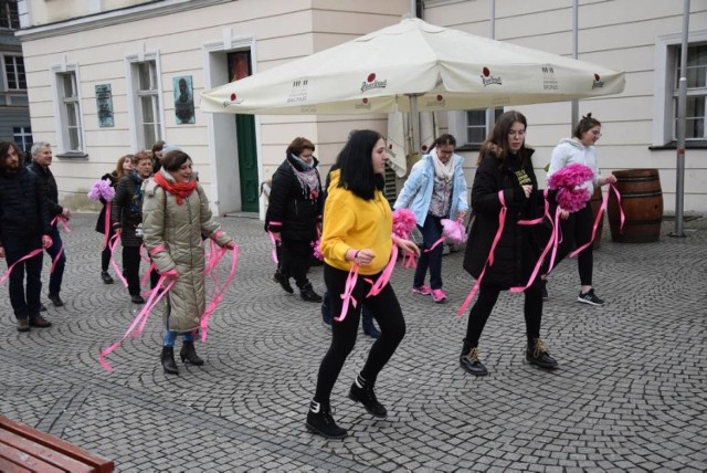 "Nazywam się Miliard" na deptaku po raz ósmy.