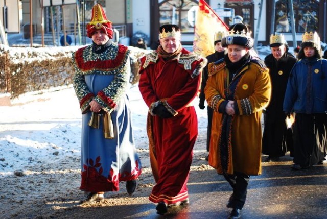 Tłumy na I Orszaku Trzech Króli w Kłobucku