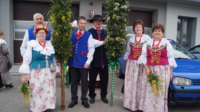 Niedziela palmowa w Gorzycach: przyszły tłumy z palmami