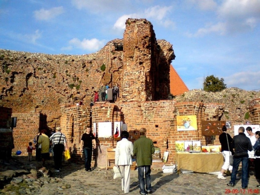 Budowę zamku w Toruniu rozpoczęło w połowie XIII wieku....