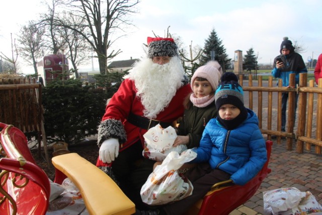 Do Skibina przyjechał Mikołaj z prezentami